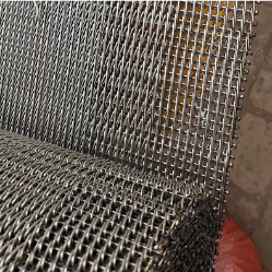 Nahrungsmittelgrad Diamond Mesh Steel Mesh bedeckt Förderband für Ofen